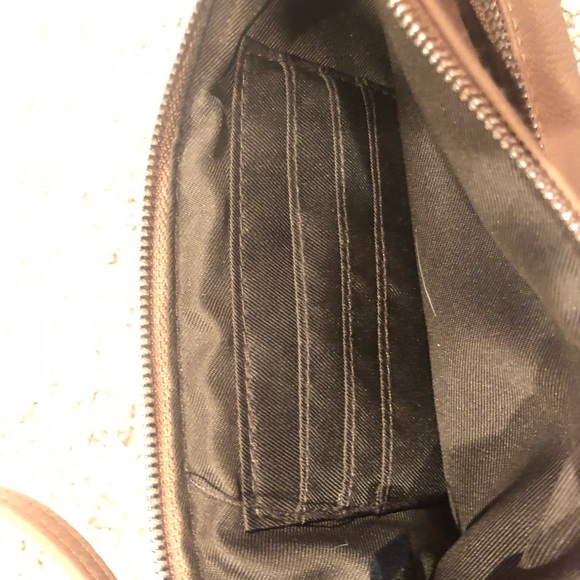 Small wristlet / purse - Picture 4 of 7